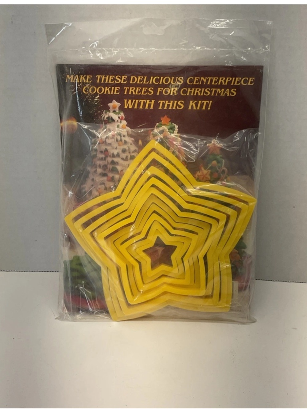 Vintage Wilton 1982 Christmas Cookie Tree Kit 10 Piece Set USA